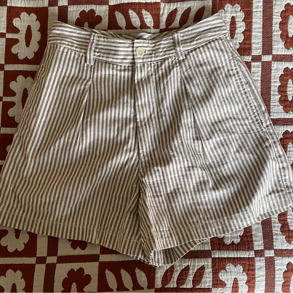OZMA camp shorts in brown stripe xs